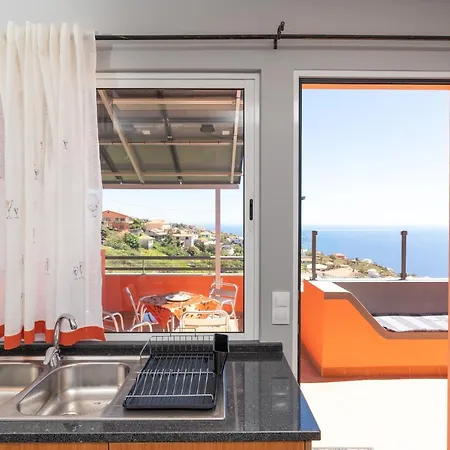 Laranjeiras * Calheta